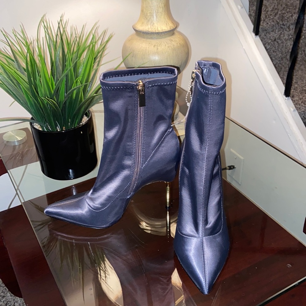 BCBGMAXAZRIA high heel boots